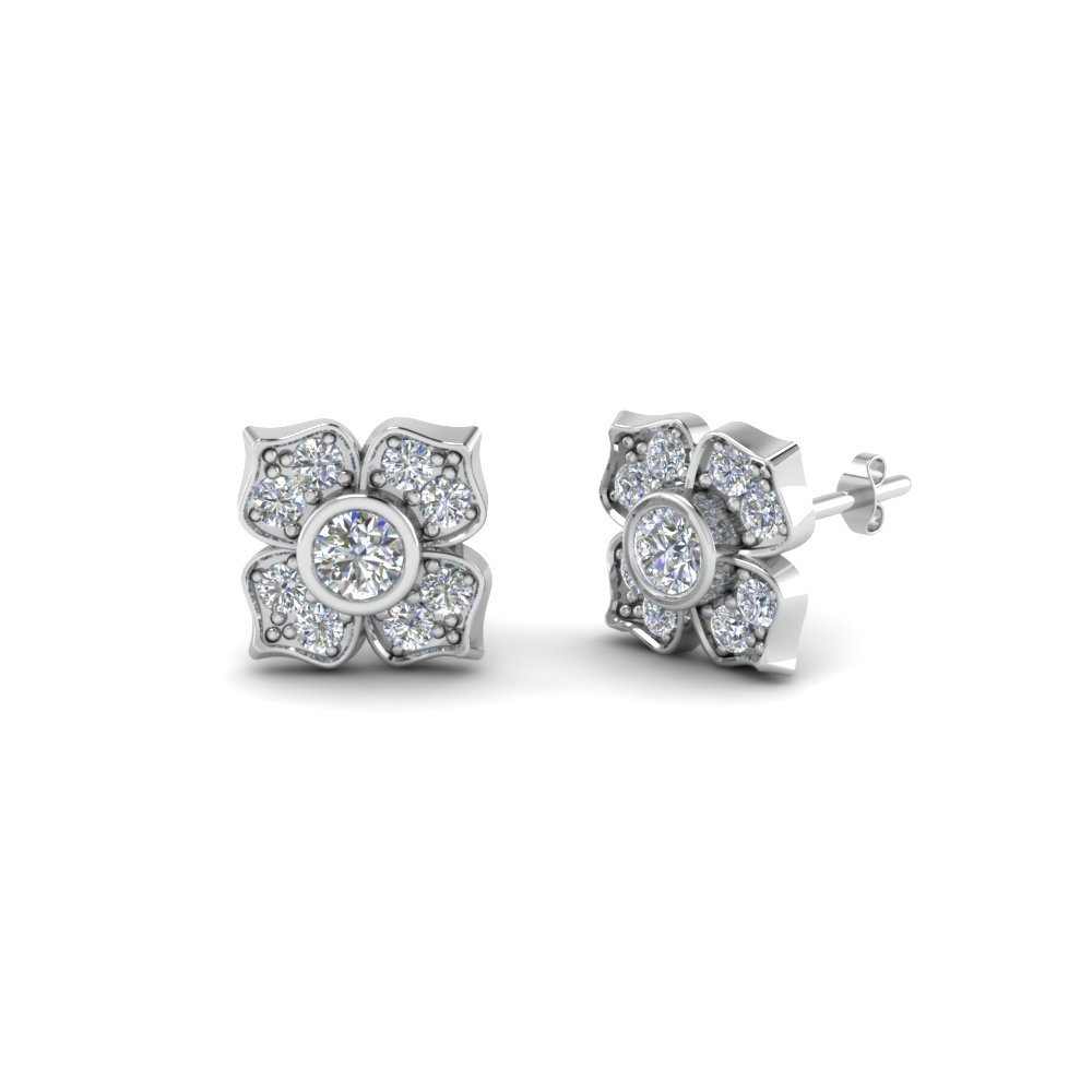 Importance of diamond earring for women