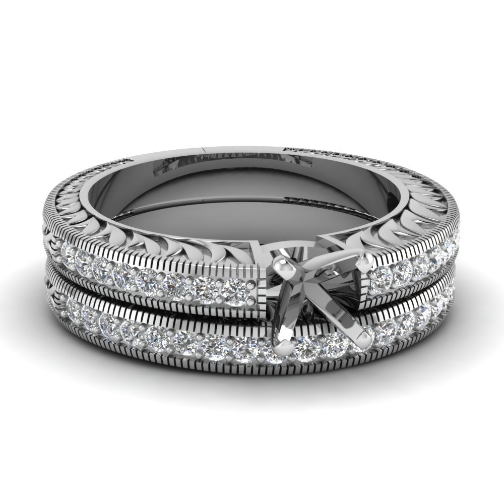 Hand Engraved Pear Shaped Diamond Vintage Wedding Ring Set With Blue